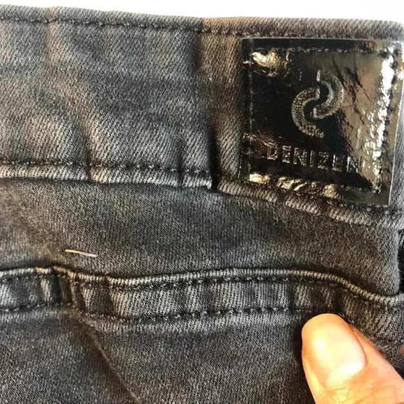 Levi’s Denizen women Jeans size 14-W32 - Picture 3 of 5